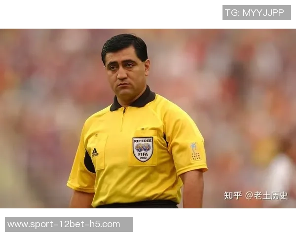 西班牙裁判新规主裁若被VAR纠正两次将面临处罚 西班牙裁判新规主裁若被VAR纠正两次将面临处罚